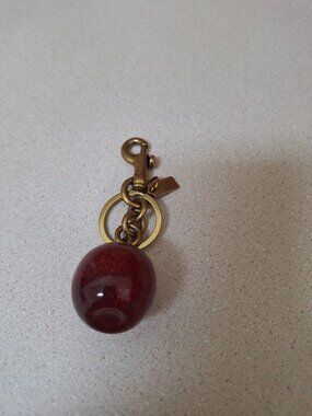HANG BAG CHARM.